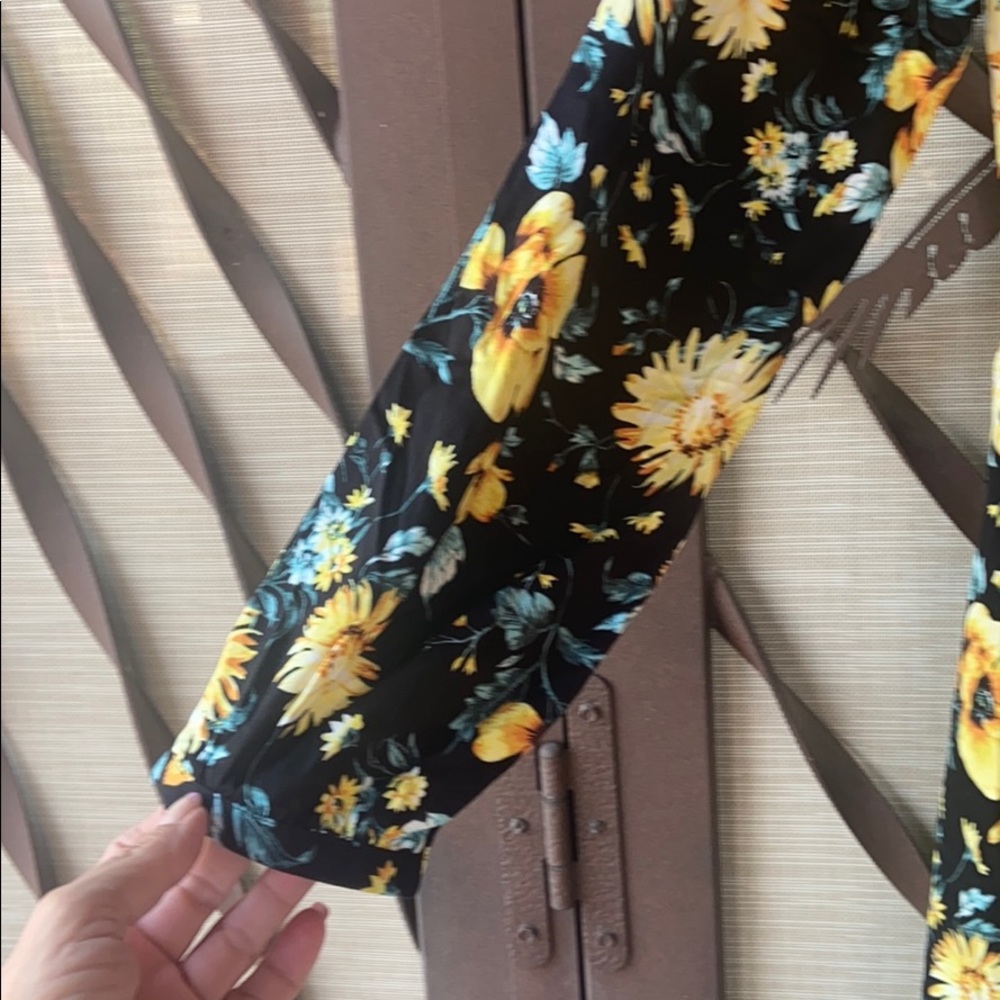NWT Torrid Black & Yellow 🌺 Floral Dress - Picture 6 of 16